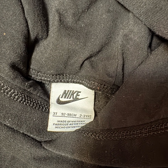 Nike Kids Black Pullover Hoodie - Picture 2 of 2
